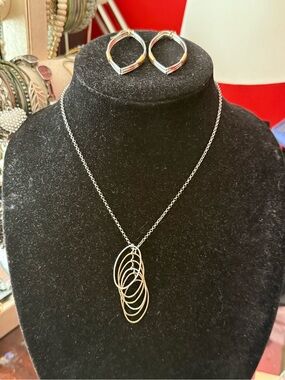 Frederic Duclos Sterling Silver Layered Oval Loop Pendant Necklace and earrings